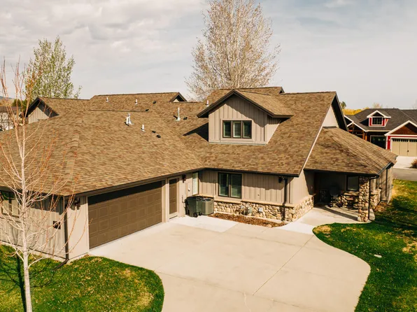 70 River Rock Rd, Sheridan, WY 82801