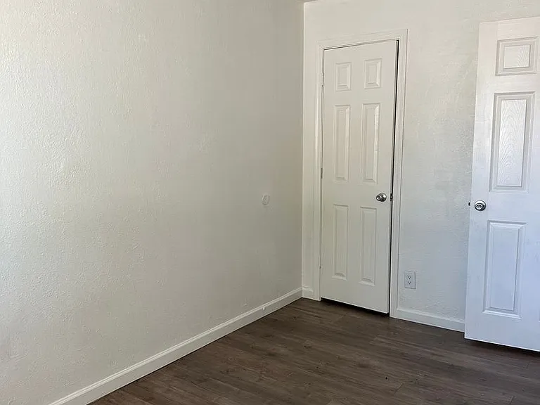 373 N Nevada St — Photo 8