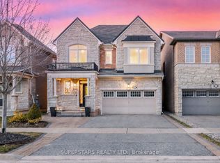 333 Thomas Phillips Dr, Aurora, ON L4G 0T3