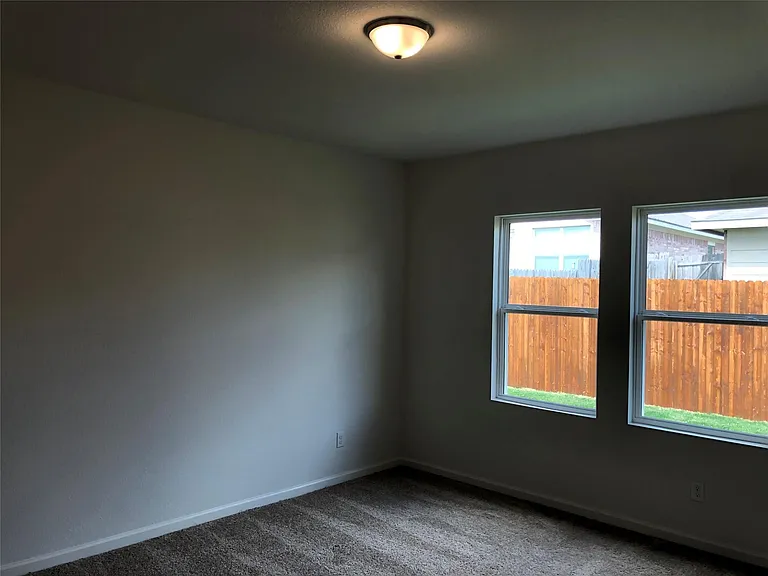 6521 Trident Ct — Photo 19