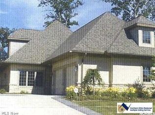 7315 Players Club Dr, Painesville, OH 44077