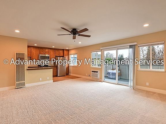2nd image of 714 Hayes Ave Ste A