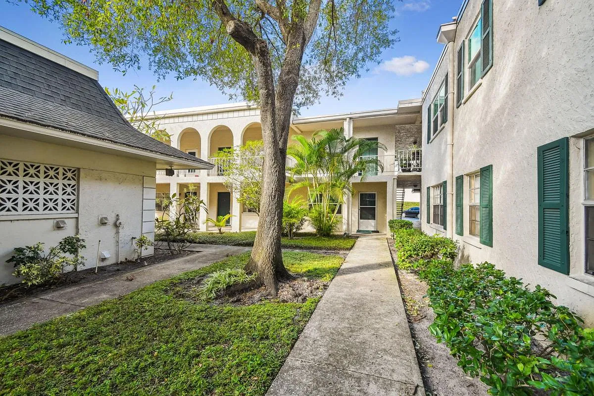 4335 Aegean Dr — Photo 1
