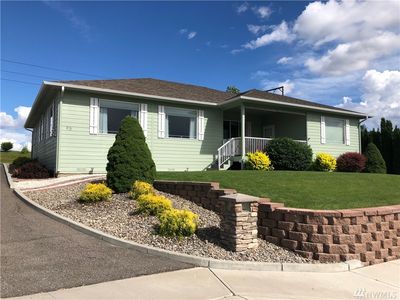 95 S Meadowbrook Ln, East Wenatchee, WA, 98802