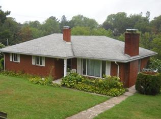 210 Winchester Ave, Aliquippa, PA 15001