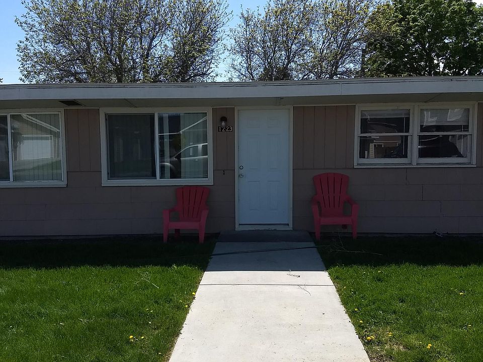 1st image of 1219 W Malaga St