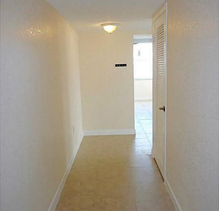 3rd image of 18011 Biscayne Blvd #12041