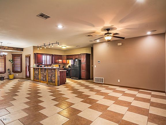 5th image of 1035 Callisto Ct