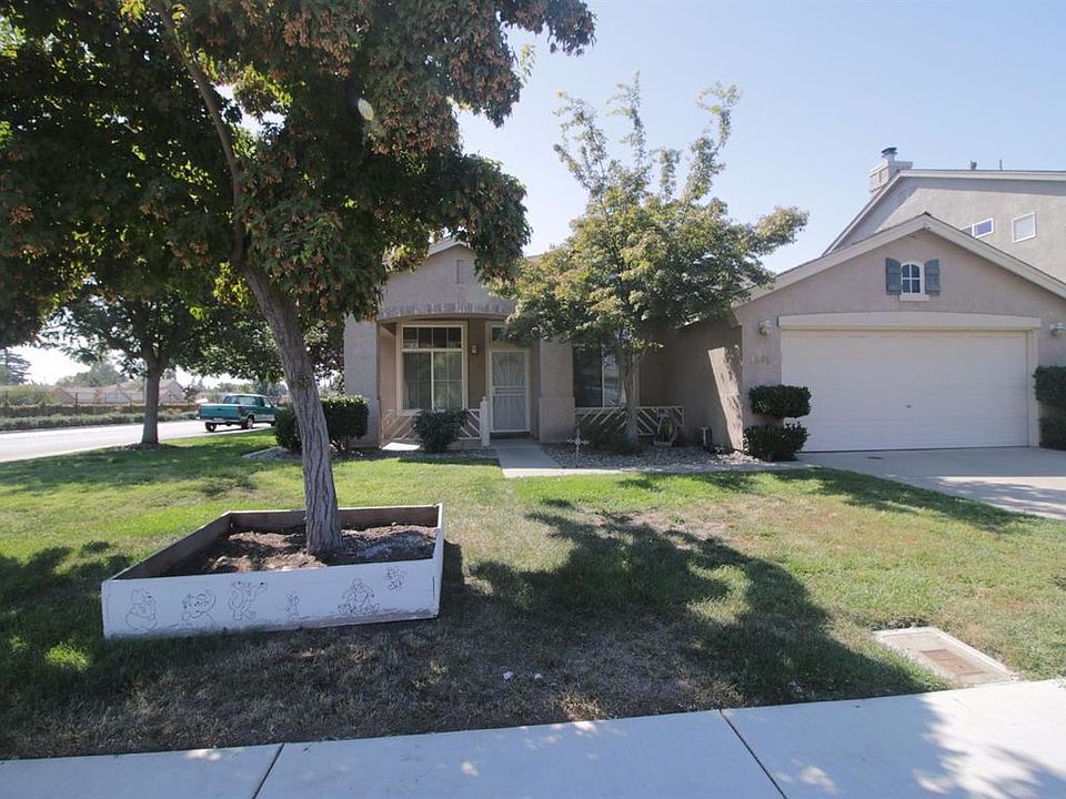 1st image of 4001 Heritage Dr