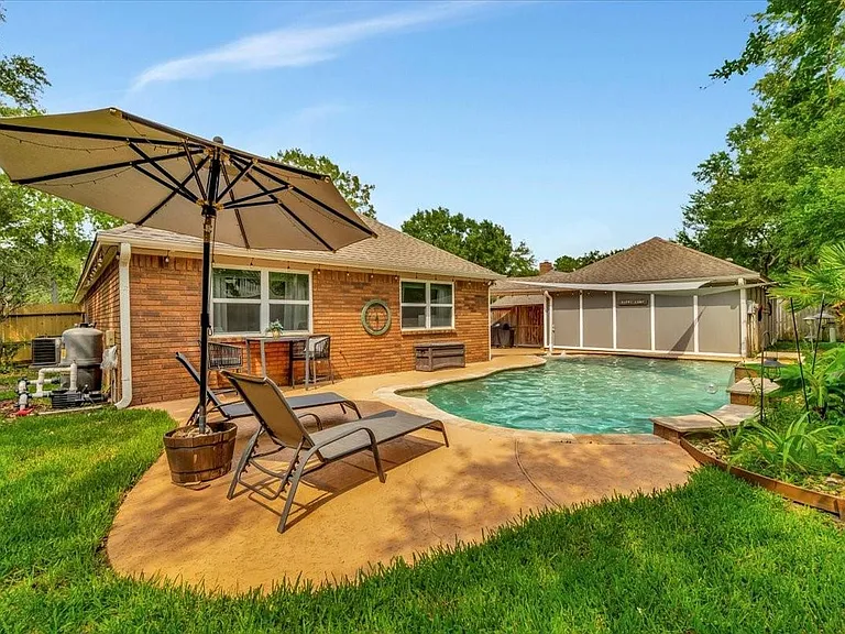 15402 Willow Shores Dr — Photo 42