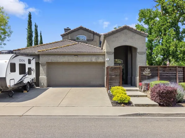 310 Shalako Dr, Oakdale, CA 95361