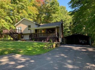 1484 Gardner Rd, Somerset, PA 15501