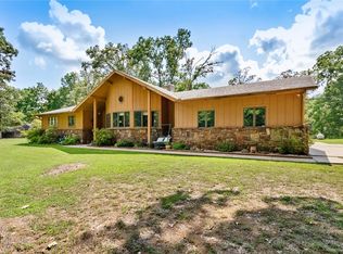 11595 Oak Hills Dr, Bentonville, AR 72712