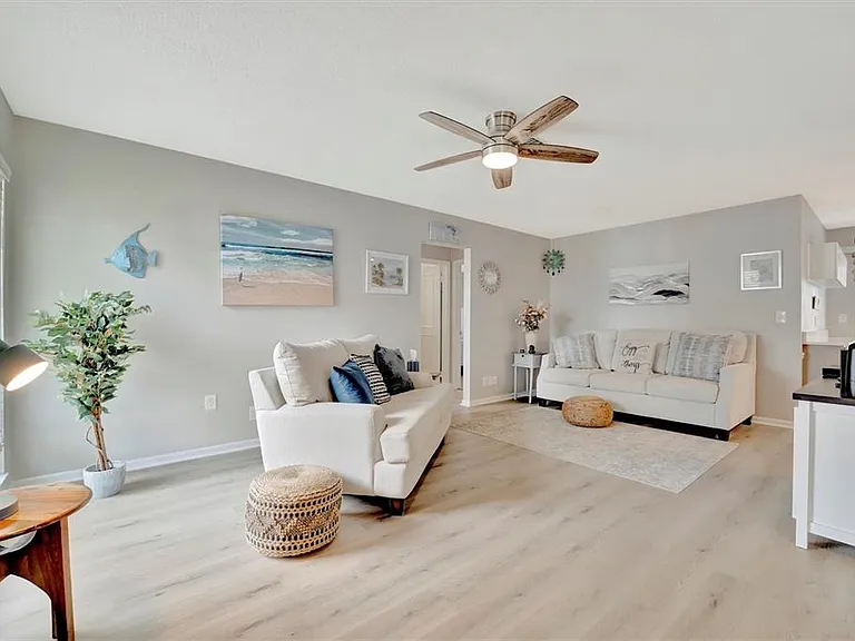 4105 35th Ave W #3 — Photo 14