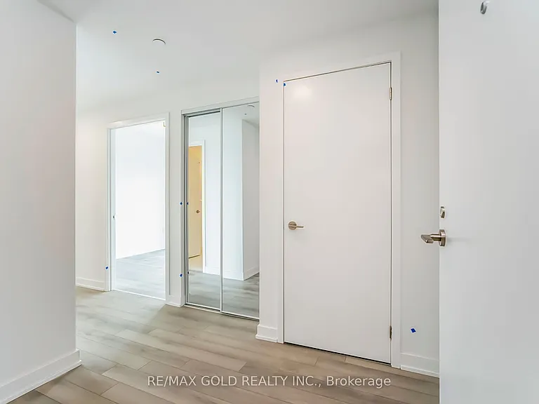 230 Simcoe St #2818 — Photo 8