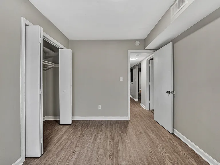 Flats at Glade Creek — Photo 14