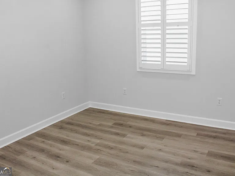 905 Wayne St — Photo 22