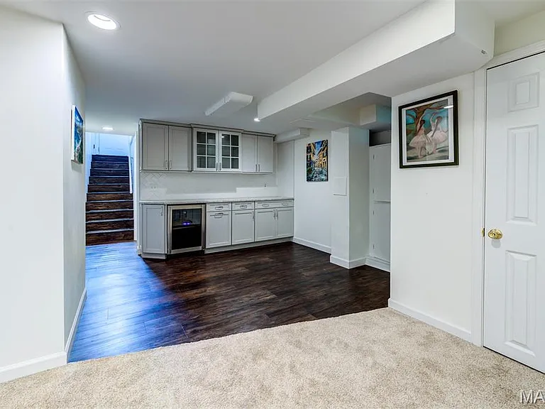 8670 Eulalie Ave — Photo 17