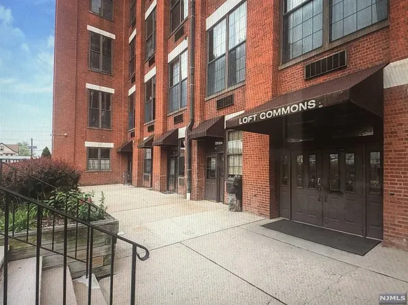 366-382 Trenton Ave, Paterson, NJ 07503