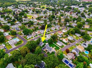 94 Lyman Rd, North Andover, MA 01845