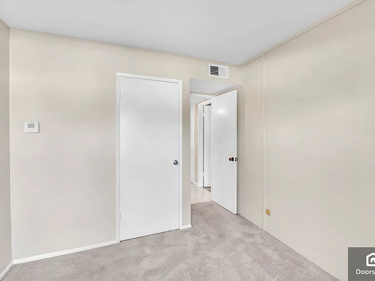 18645 Hatteras St #146 — Photo 17