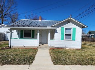 118 W 4th St, Winchester, IN 47394