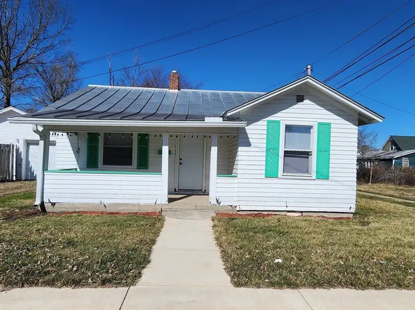 118 W 4th St, Winchester, IN 47394
