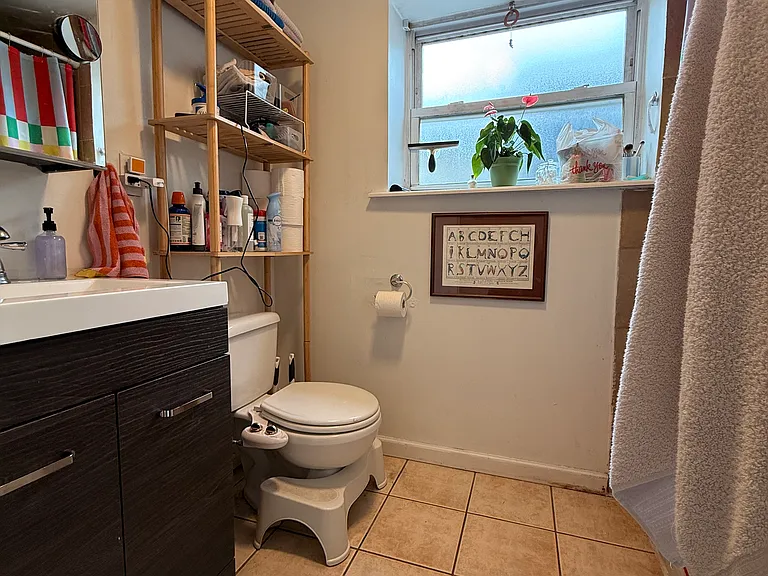 155 W Girard Ave #3 — Photo 13