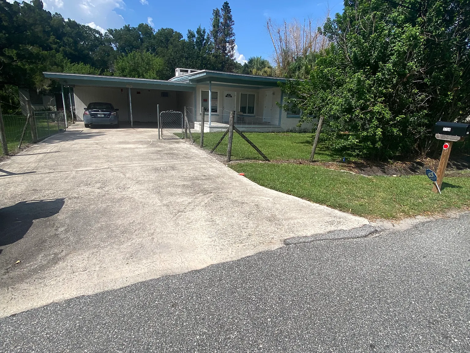 3 bed, 1664 sqft, $1,800 — Photo 1