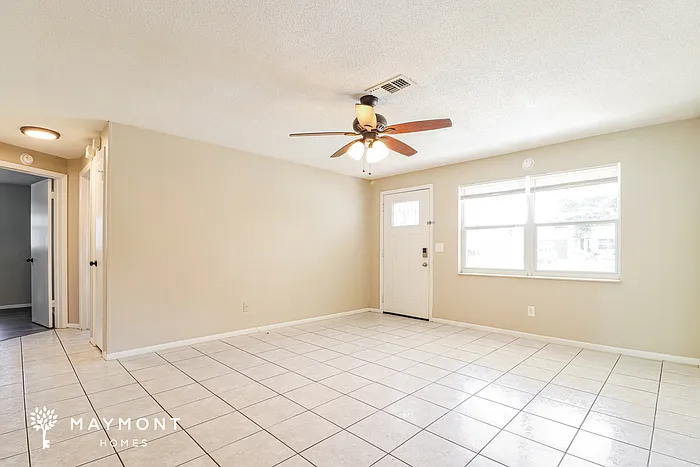 1588 Eunice Ln — Photo 4
