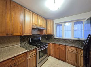 2370 E 28th St #1, Brooklyn, NY 11229
