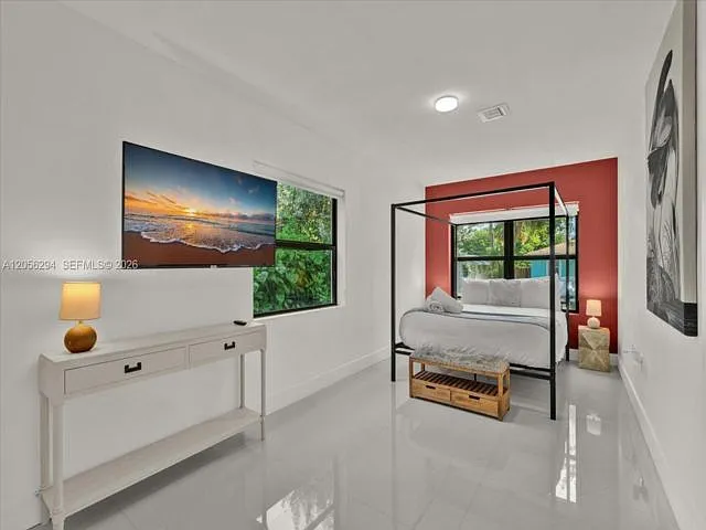 4 bed, 4.5 bath, $6,500 — Photo 4