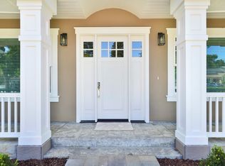 333 Apricot Ln, Mountain View, CA 94040