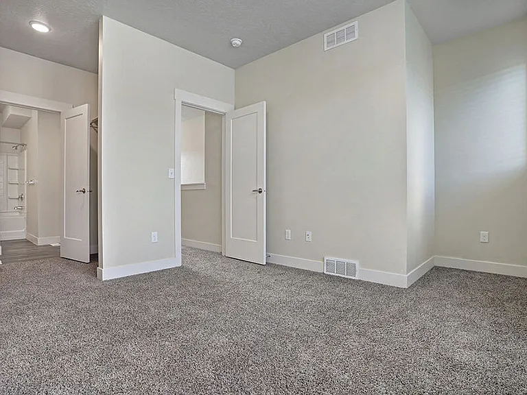 North Metro Townhomes — Photo 16