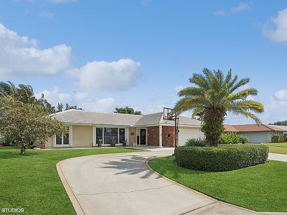 2nd image of 232 Sudbury Drive