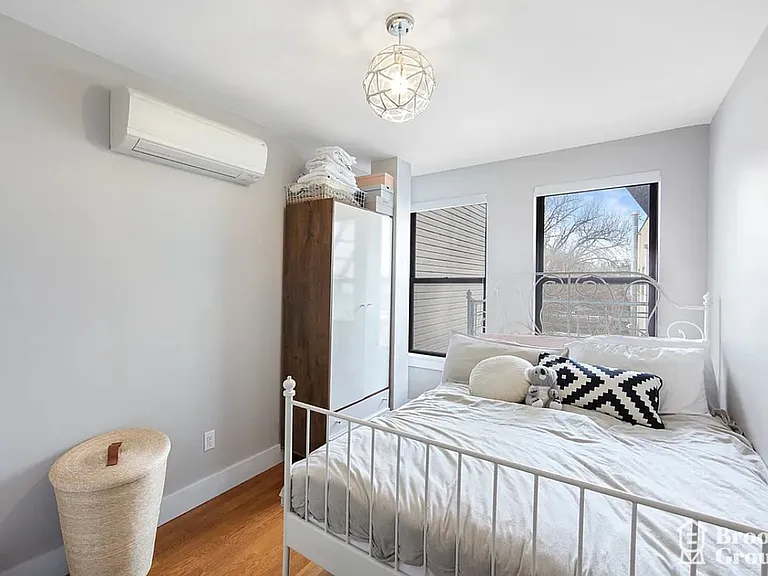 650 Marcy Ave #5 — Photo 6