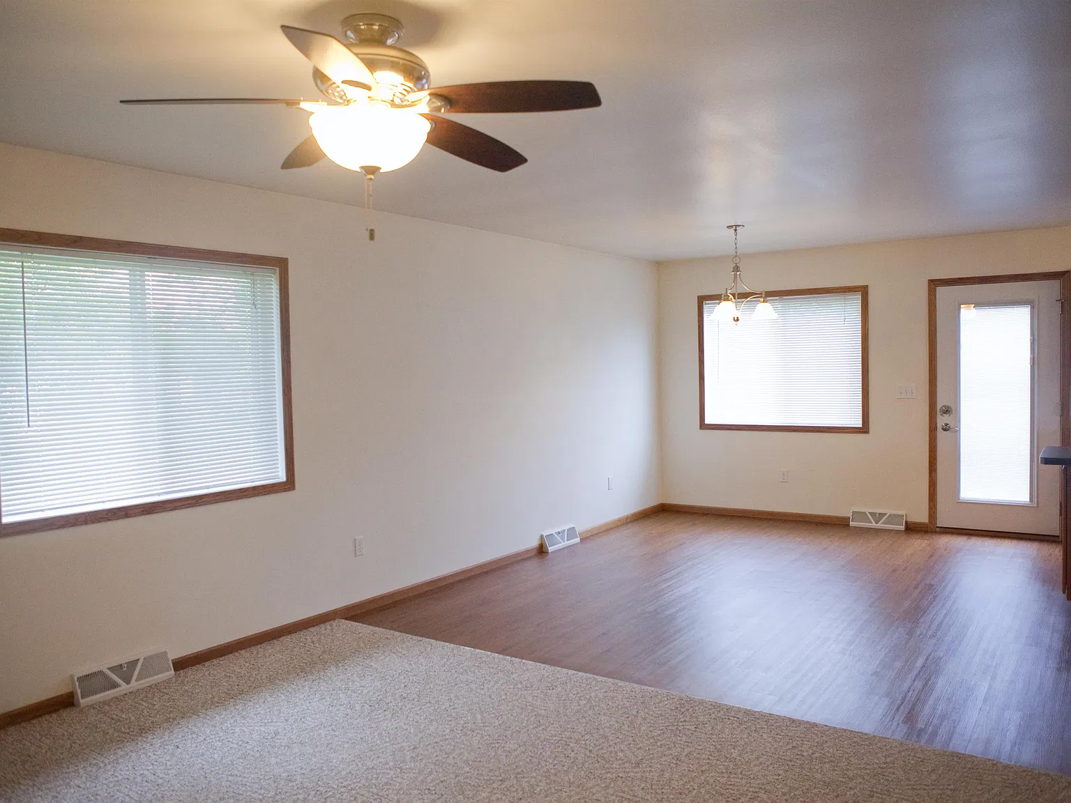 331/333 O'Fallon Ct W - 333 — Photo 3