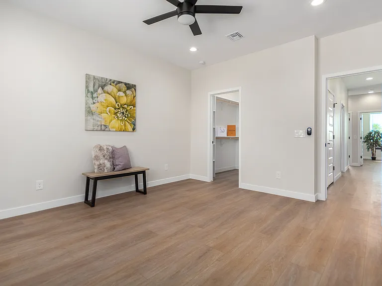 1642 E Monte Vista Rd #85006 — Photo 12