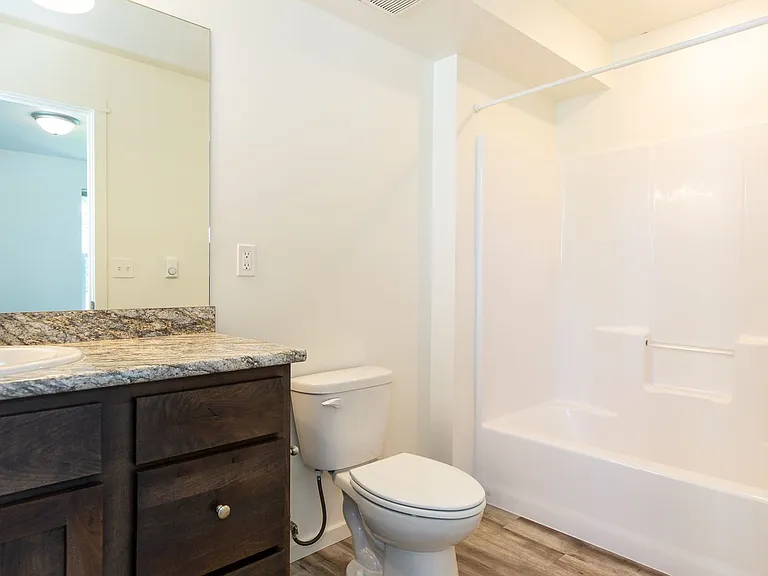 Cottonwood Corner Apartments — Photo 45