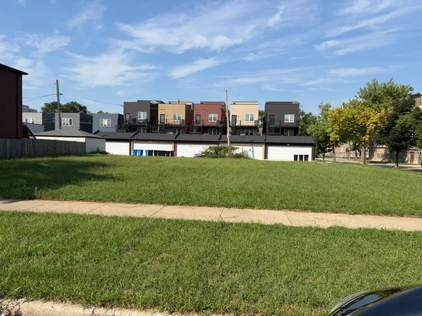 4600 S Champlain Ave, Chicago, IL 60653