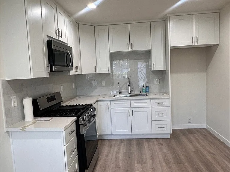 19115 Ludlow St — Photo 3