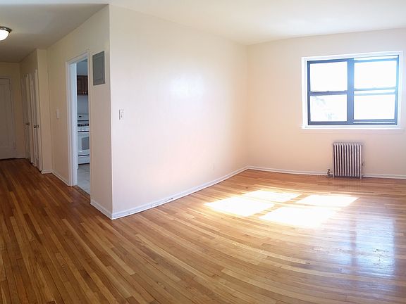 2nd image of 18830 87th Dr APT 5N