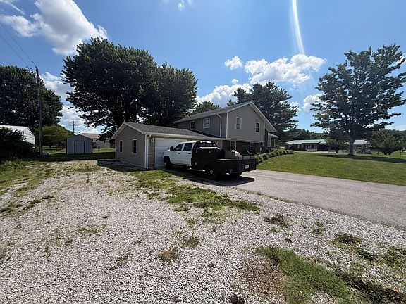 4th image of 111 Guinn Dr