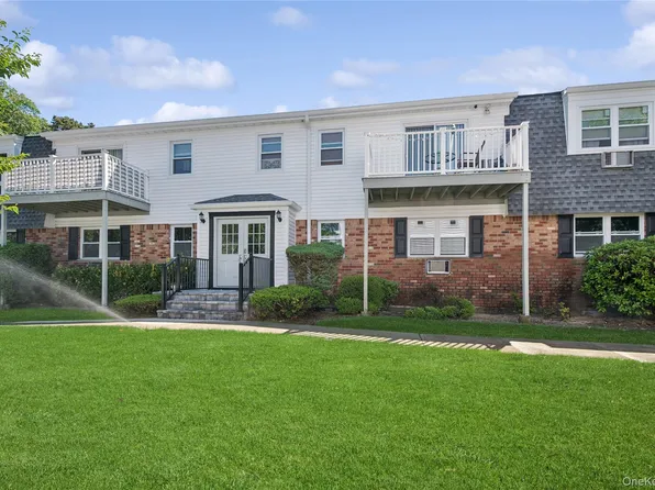 260 Waverly Avenue #49, Patchogue, NY 11772