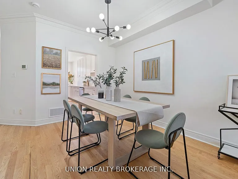 59D Woodbine Ave — Photo 12