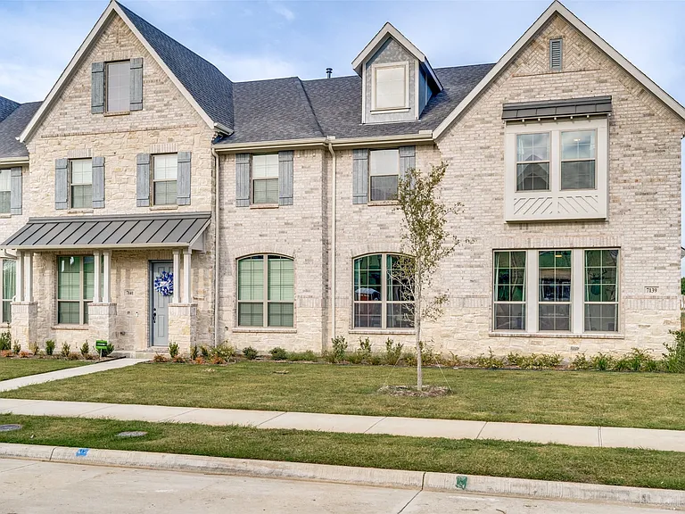7139 Buchanan Dr — Photo 1