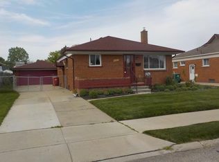 22801 Schroeder Ave, Eastpointe, MI 48021