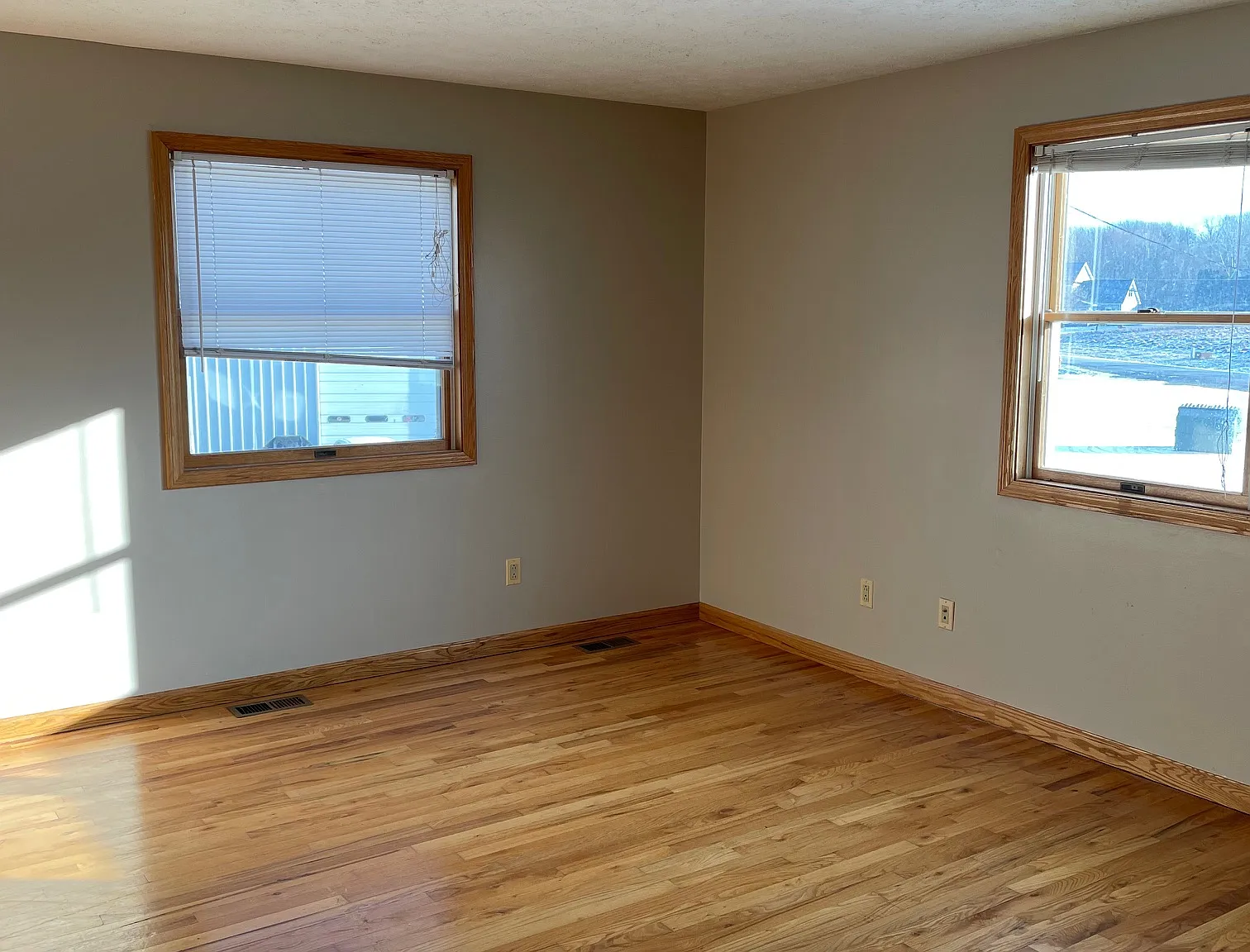 1 bed, 650 sqft, $1,050 — Photo 3