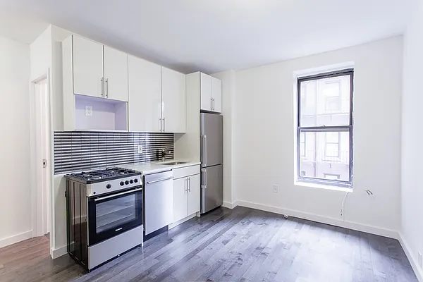 Rented by Pink Stone Realty LLC | media 7