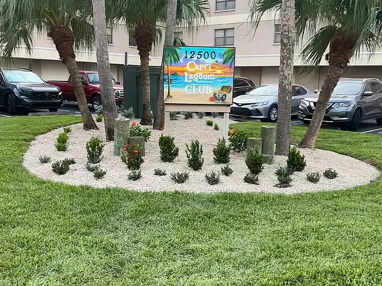 12500 Capri Cir N #203 — Photo 18